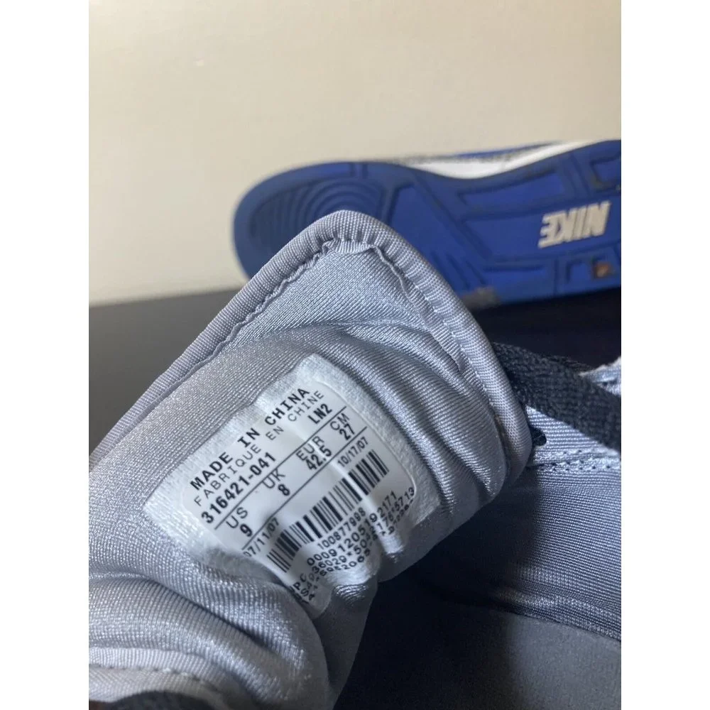 Nike Sz US 9 Air Assault Black Varsity Royal Cement Shoe 2007 - Picture 8 of 11